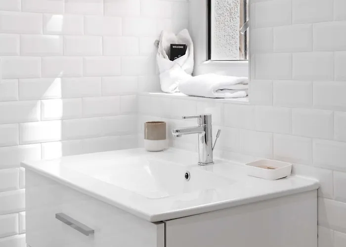 Charming - 2p - Sea View - * Антиб